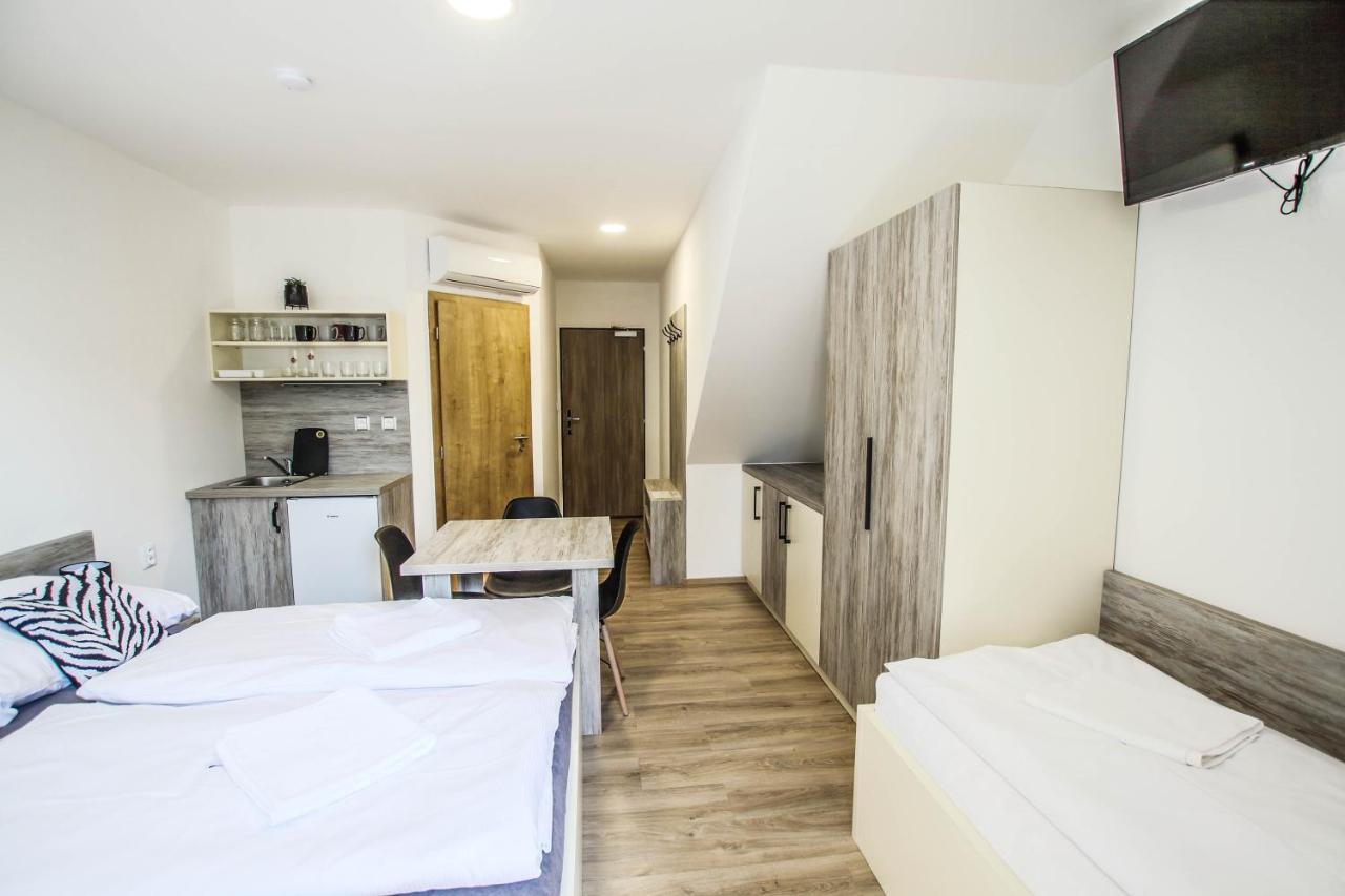 Hotel U Plaze Vranov nad Dyjí Exteriör bild