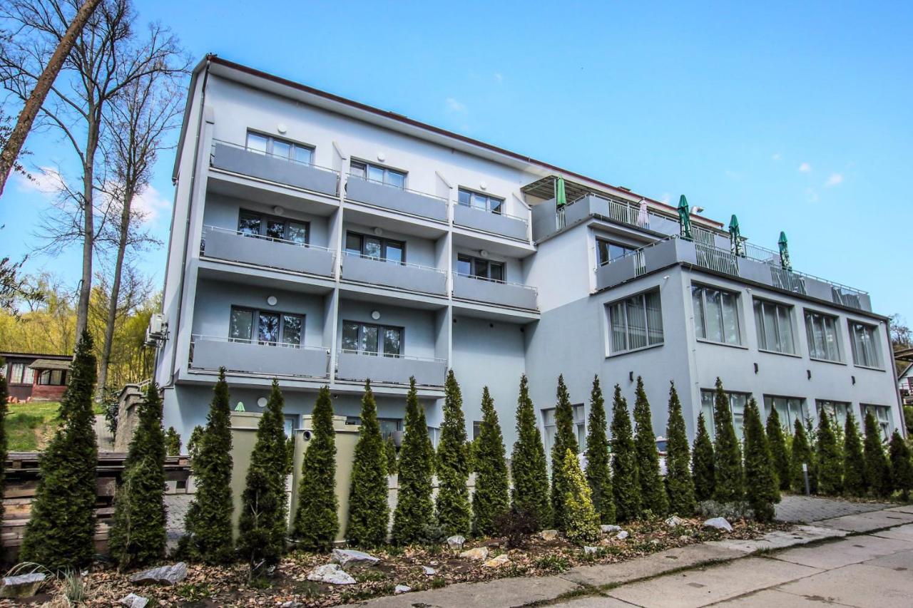 Hotel U Plaze Vranov nad Dyjí Exteriör bild